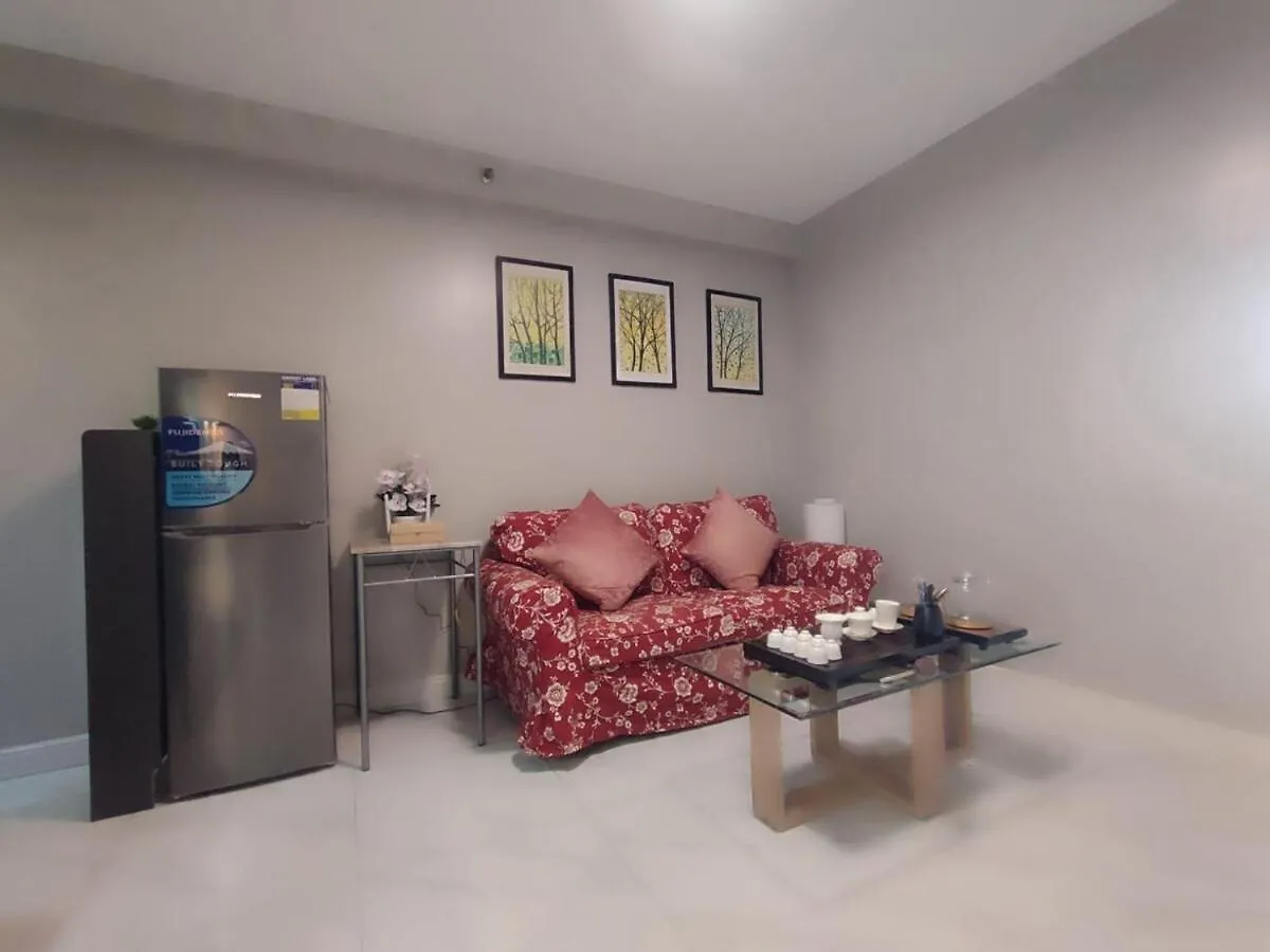 Apartment Staycation With Balcony City And River View Manila