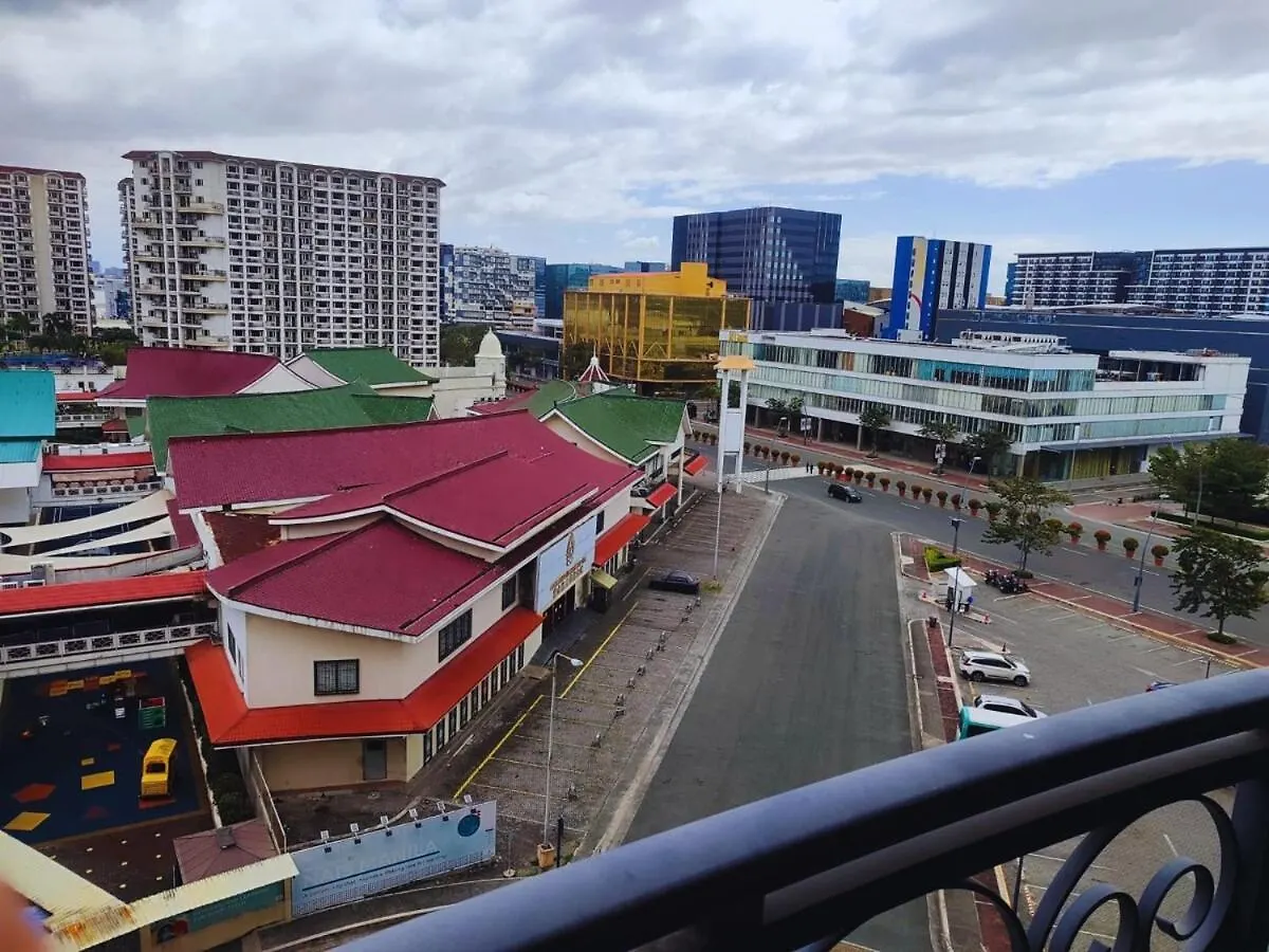 Staycation With Balcony City And River View Manila